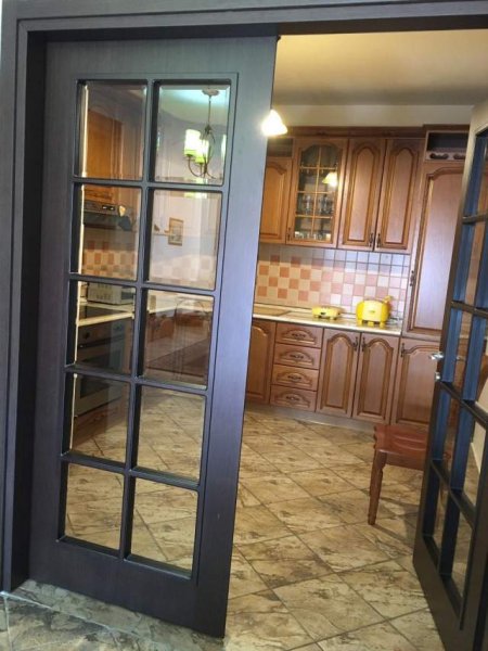 Apartament 3+1 me qira, Rr. “Barrikadave”, Qender, Tirane!!