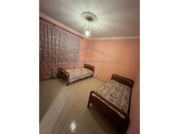 Tirane, jepet me qera apartament 2+1+BLK Kati 5, 115 m² 480 Euro (kodra e diellit)