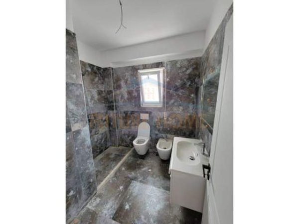 Tirane, shes apartament 2+1+BLK Kati 7, 104 m² 155.000 Euro (rruga e dibres)