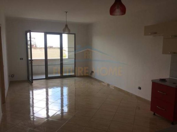 Tirane, shitet apartament 2+1+A+BLK Kati 3, 105 m² 128.000 Euro (Rruga e Dibres)