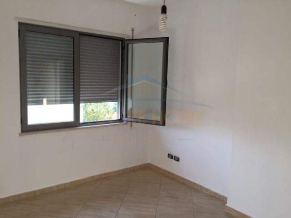 Tirane, shitet apartament 2+1+A+BLK Kati 3, 105 m² 128.000 Euro (Rruga e Dibres)