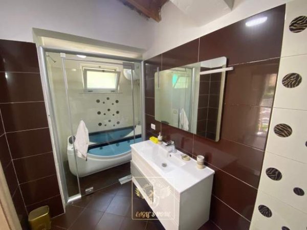 Durres, jap me qera apartament Kati 3, 500 Euro (GJYKATA DURRES)