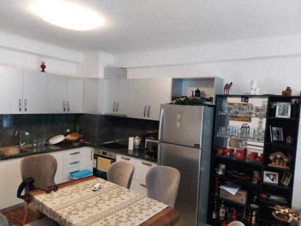 Tirane, jepet me qera apartament 1+1+BLK Kati 5, 65 m² 500 Euro (Muhamet Gjollesha)