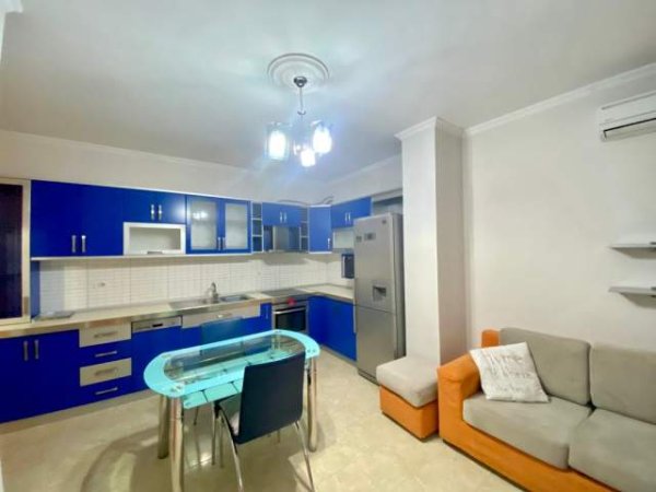 Tirane, jepet me qera apartament 2+1+BLK Kati 3, 90 m² 450 Euro (Tefta Tashko)