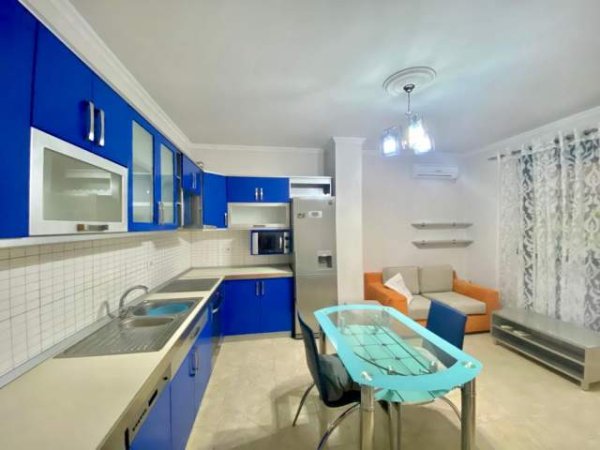 Tirane, jepet me qera apartament 2+1+BLK Kati 3, 90 m² 450 Euro (Tefta Tashko)