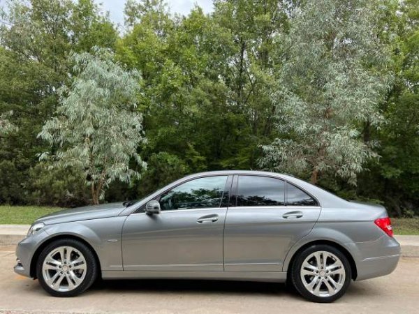 shes Mercedes-Benz MERCEDES C 220 (NAFTE) - AVANTGATDE Viti 2012,