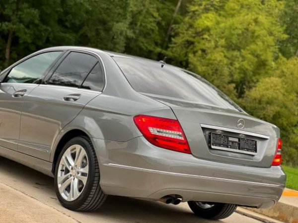 shes Mercedes-Benz MERCEDES C 220 (NAFTE) - AVANTGATDE Viti 2012,
