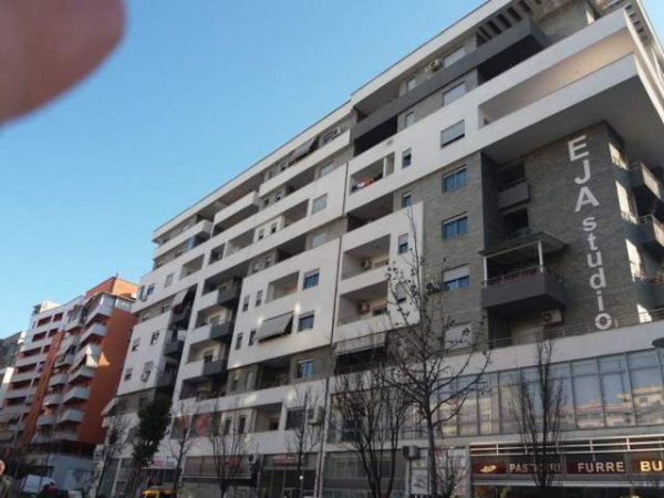 Tirane, jepet me qera apartament 2+1+A+BLK Kati 5, 103 m² 400 Euro (Rruga Tom Plezha, Astir, Unaza e re)