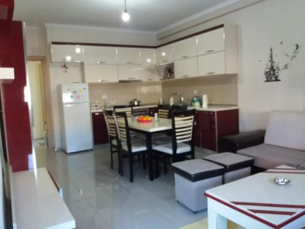 Tirane, jepet me qera apartament 2+1+A+BLK Kati 5, 103 m² 400 Euro (Rruga Tom Plezha, Astir, Unaza e re)