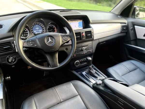 Tirane, shes makine Mercedes-Benz Glk Avantgarde Viti 2010,