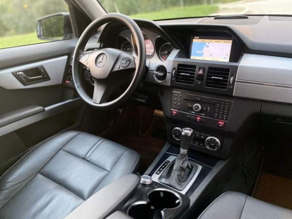 Tirane, shes makine Mercedes-Benz Glk Avantgarde Viti 2010,