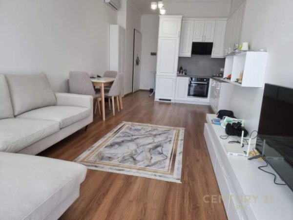 Tirane, jepet me qera apartament 1+1+BLK Kati 7, 650 Euro (rruga kavajes)