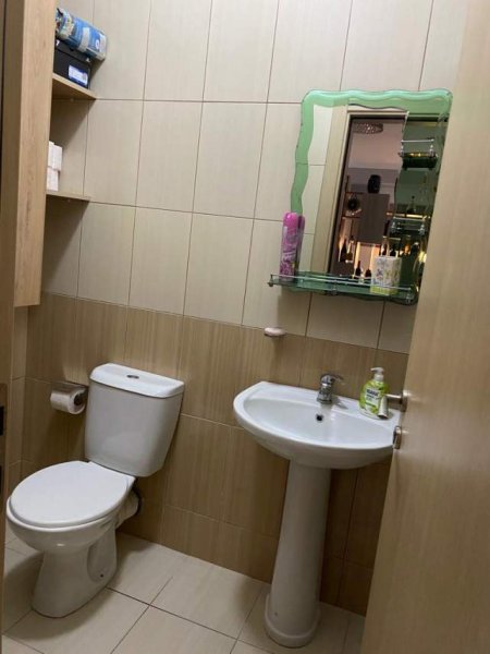 Tirane, jepet me qera apartament 2+1+BLK Kati 7, 100 m² 430 Euro (bedri karapici)