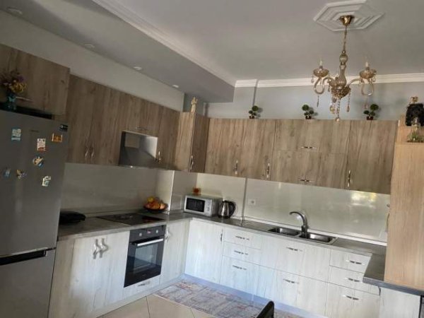 Tirane, jepet me qera apartament 2+1+BLK Kati 7, 100 m² 430 Euro (bedri karapici)