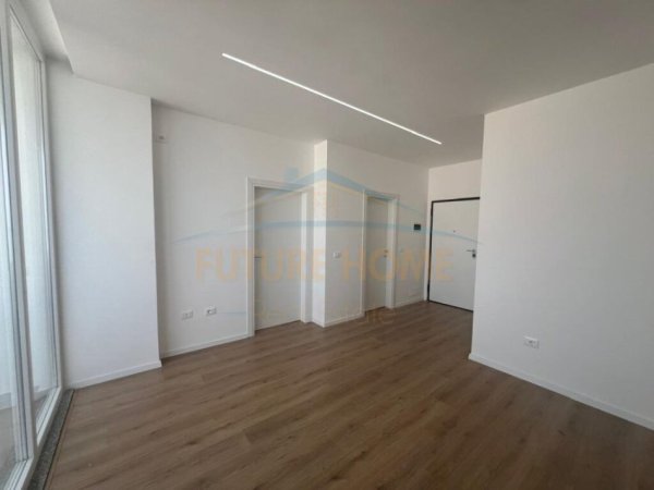 Durres, shitet apartament 1+1+Ballkon , 55 m² (Pavarsia)