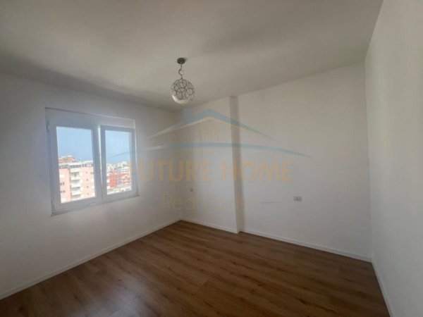 Durres, shitet apartament 1+1+Ballkon , 55 m² (Pavarsia)