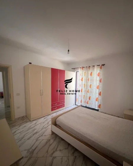 Tirane, jepet me qera apartament 2+1+Ballkon Kati 7, 100 m² 500 € (YZBERISHT)