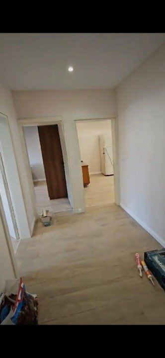 Tirane, jepet me qera apartament 2+1 Kati 3, 78 m² 600 € (Rruga Sadik Petrela)
