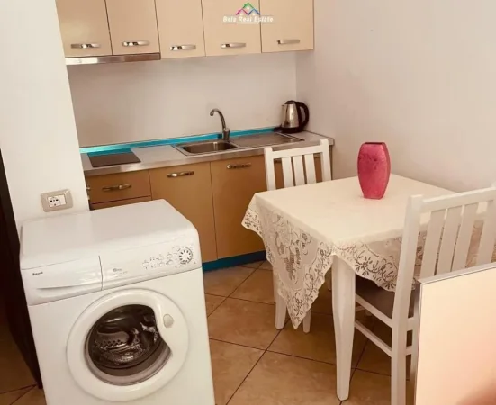 Tirane, jepet me qera garsonier 1+1 Kati 1, 29 m² 270 € (ali demi)