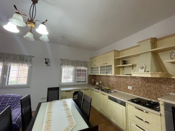 !!SHITUR!!Durres, shitet apartament 3+1+Ballkon Kati 4, 102 m² 95.000 € (Prane Kopshtit IVINA)