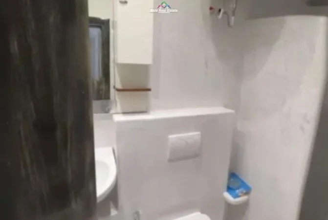 Tirane, jepet me qera Vile 1+1+Aneks+Ballkon Kati 1, 70 m² 350 € (YZBERISHT)