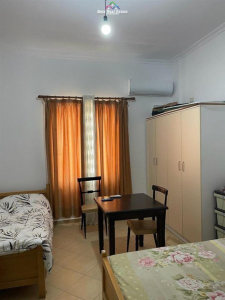 Tirane, jepet me qera garsonier 1+1 Kati 5, 35 m² 300 € (5 MAJI)