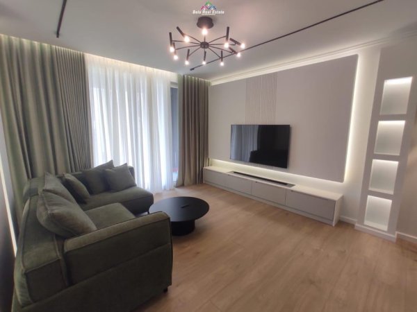 Tirane, jap me qera apartament 3+1 , 130 m² 1.800 € (LIQENI I THATE)