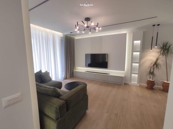 Tirane, jap me qera apartament 3+1 , 130 m² 1.800 € (LIQENI I THATE)