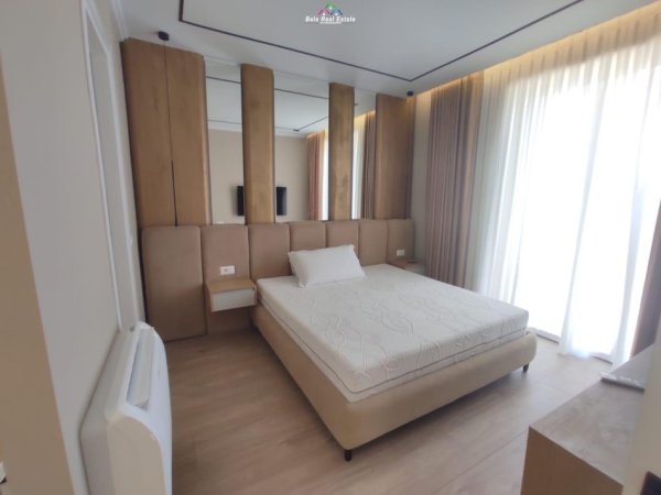 Tirane, jap me qera apartament 3+1 , 130 m² 1.800 € (LIQENI I THATE)