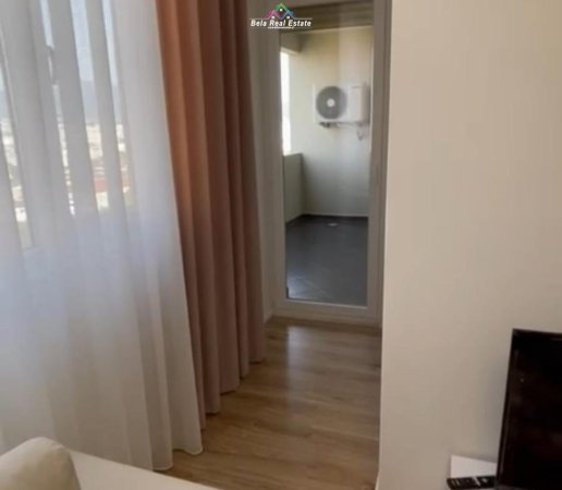 Tirane, jap me qera apartament 2+1 Kati 10, 90 m² 500 € (AMERIKAN 3)