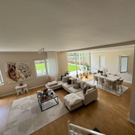 Tirane, shitet apartament 3+1 , 350 m² (Petrele)
