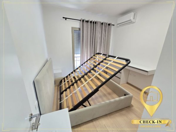 Tirane, jepet me qera apartament 2+1+Aneks+Ballkon Kati 3, 1.000 € (Kompleksi Delijorgji)