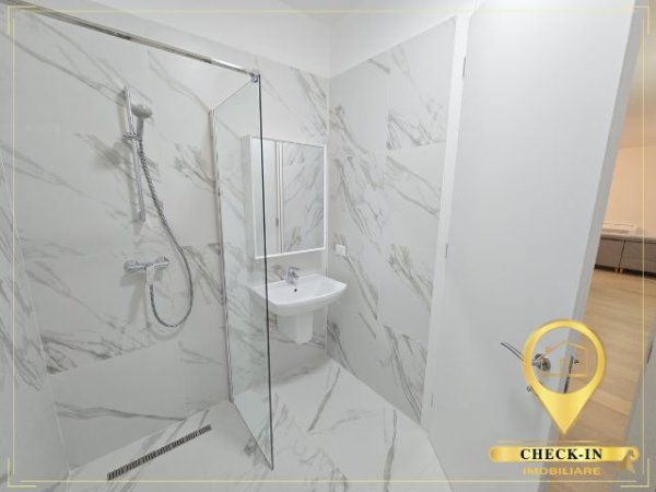 Tirane, jepet me qera apartament 2+1+Aneks+Ballkon Kati 3, 1.000 € (Kompleksi Delijorgji)