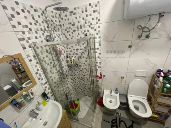 Shitet Apartament 2+1+2 Rezidenca Kodra e Diellit.Neom96750