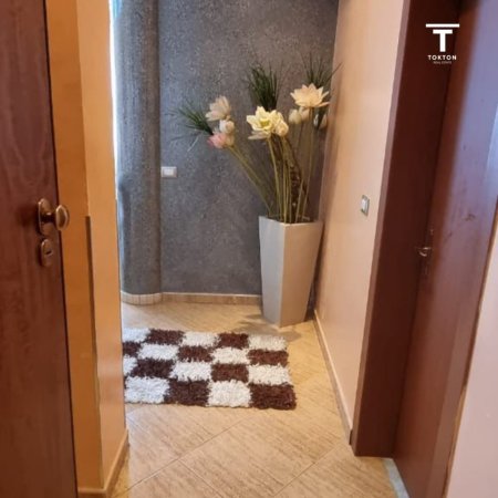 Tirane, jepet me qera apartament 1+1 Kati 9, 70 m² 600 € (RRUGA E KOSOVARVE , TIRANE)