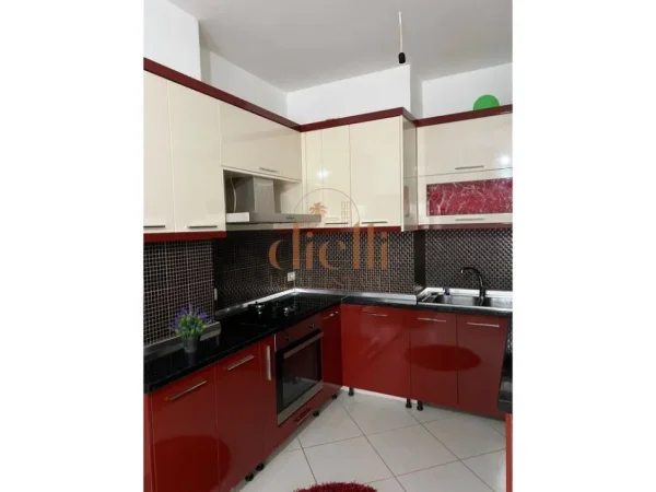 Tirane, shitet apartament 2+1+Aneks+Ballkon Kati 6, 116 m² 157.000 € (Astir)