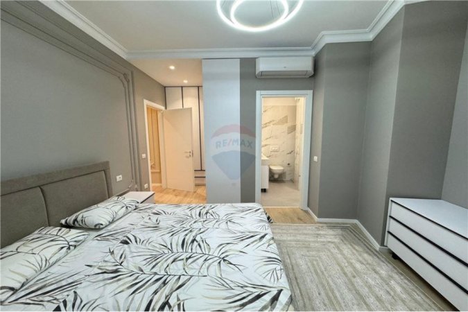 Shqiperi, jepet me qera 2+1+Ballkon Kati 8, 1.500 € (Rruga e Barrikadave, Qender)
