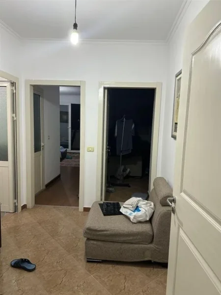 Tirane, shitet apartament 2+1 Kati 5, 161 m² 206.000 € (Mbikalimi i Komunes)