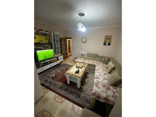 shitet apartament 3+1+2 Kati 3, 146 m² 165.000 € (Bulevardi Zhan Dark)