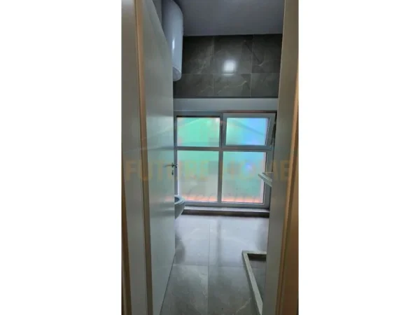 Tirane, shitet apartament 2+1 Kati 3, 98 m² 140.000 € (Ali Dem)