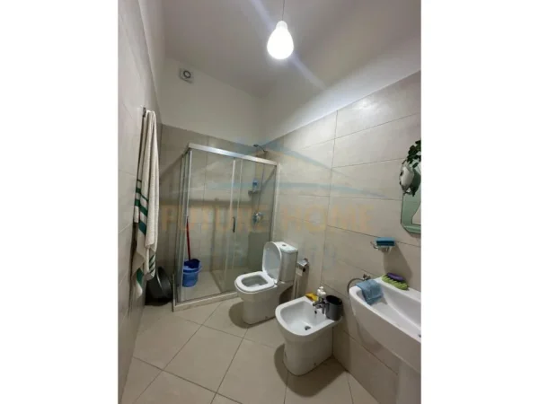 Durres, shitet apartament 2+1 Kati 1, 90 m² 85.000 € (Golem Dures)