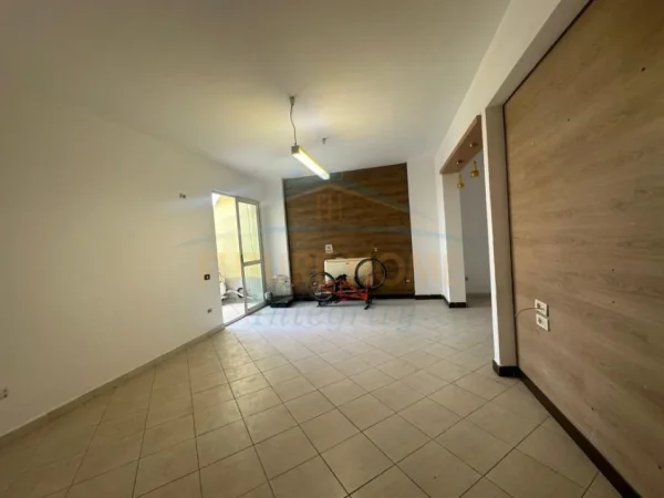Tirane, shitet apartament 2+1 Kati 11, 101 m² 165000 € (Rruga e Kavajes)