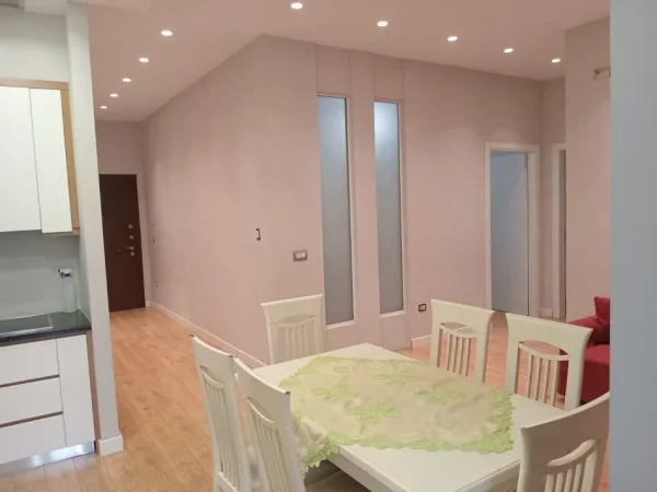 Tirane, shitet apartament 3+1+Ballkon Kati 9, 120 m² 150.000 € (Astir)