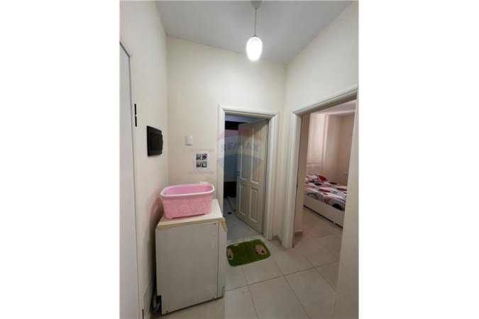 shitet apartament 1+1 , 54 m² 83.700 € (Gjiri Lalzit)
