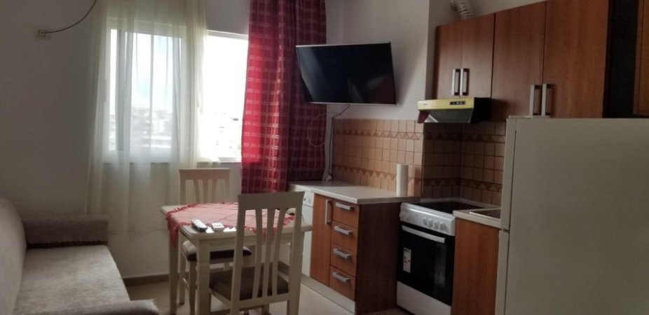 Tirane,Apartament 2+1 me qira  Kati 10, 72 m² 480 € ( Don Bosko)