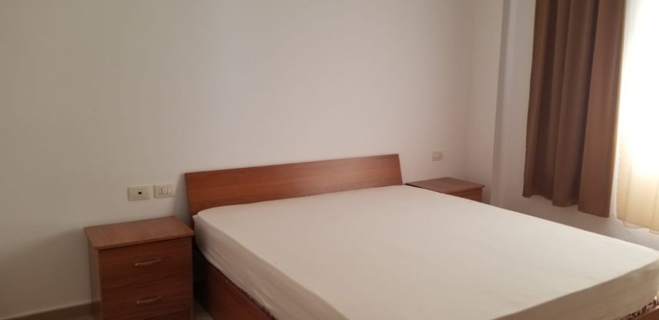 Tirane,Apartament 2+1 me qira  Kati 10, 72 m² 480 € ( Don Bosko)