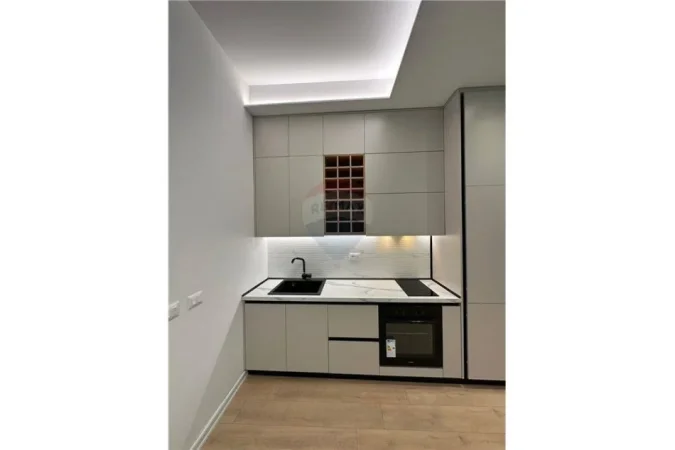 Shqiperi, jepet me qera apartament 1+1+Ballkon Kati 1, 55 m² 600 € (Bill Klinton)