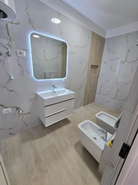 Tirane, shitet apartament 2+1 Kati 3, 71 m² 160.000 € (Rruga e Elbasanit)
