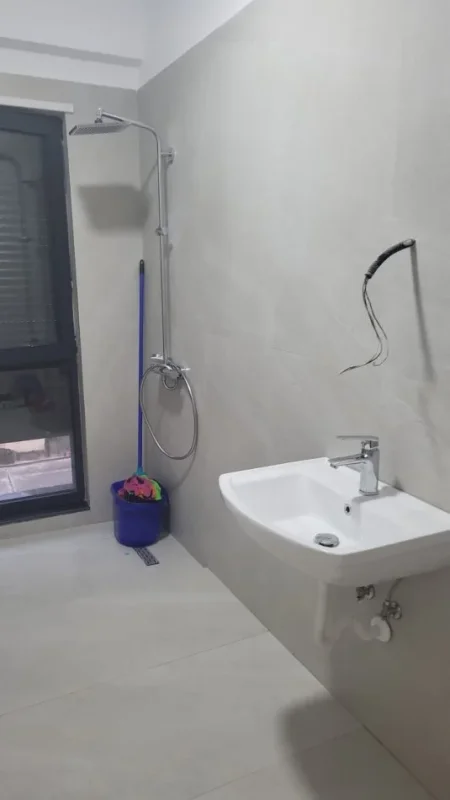 Jap apartament 1+1 me qera per zyra