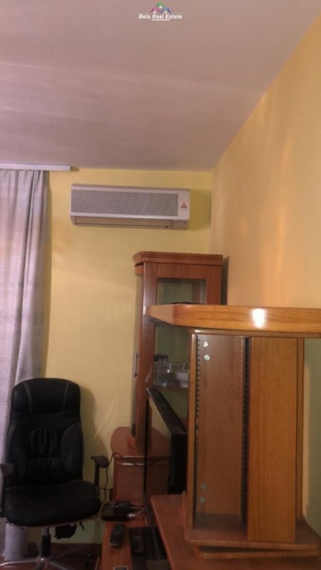 Tirane, jepet me qera apartament 2+1 Kati 4, 72 m² 470 € (Brryli)